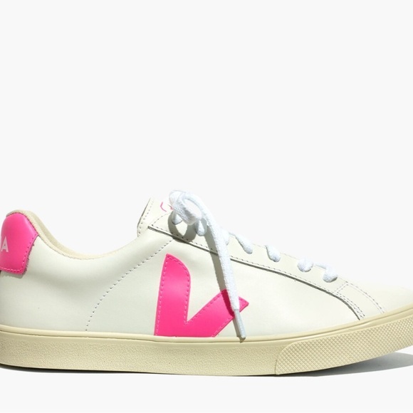 VEJA Women's Esplar Leather Sneakers in Cream and Pink, Size 7 - Picture 1 of 10